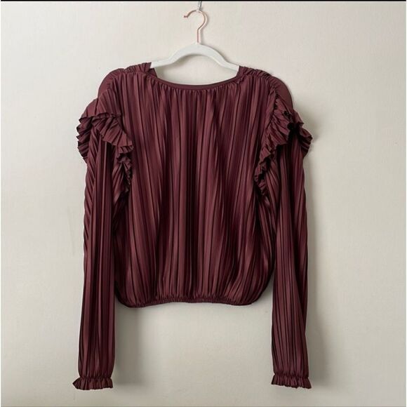 Zara    - Picture 5 of 16